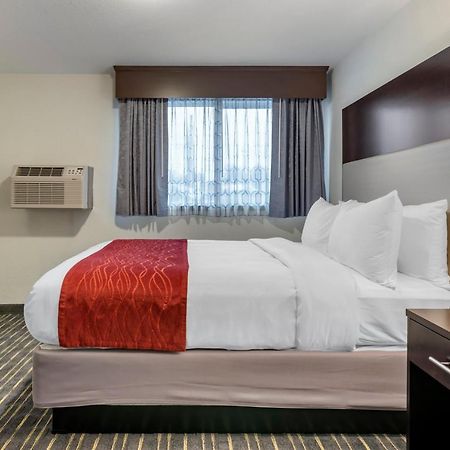 Comfort Inn & Suites Tigard Near Washington Square Экстерьер фото