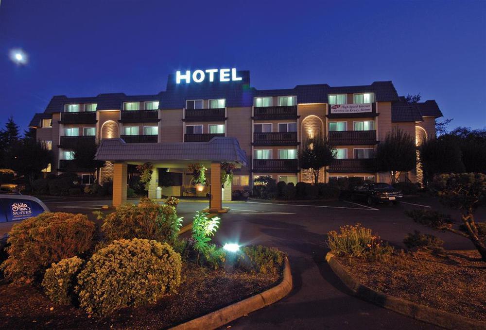 Comfort Inn & Suites Tigard Near Washington Square Экстерьер фото
