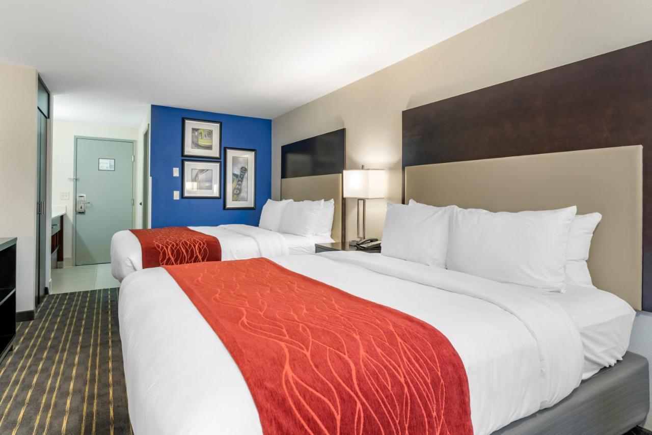 Comfort Inn & Suites Tigard Near Washington Square Экстерьер фото