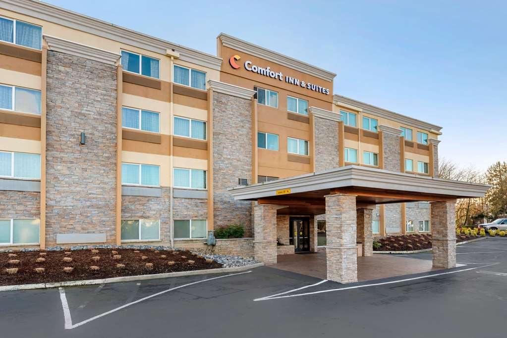 Comfort Inn & Suites Tigard Near Washington Square Экстерьер фото